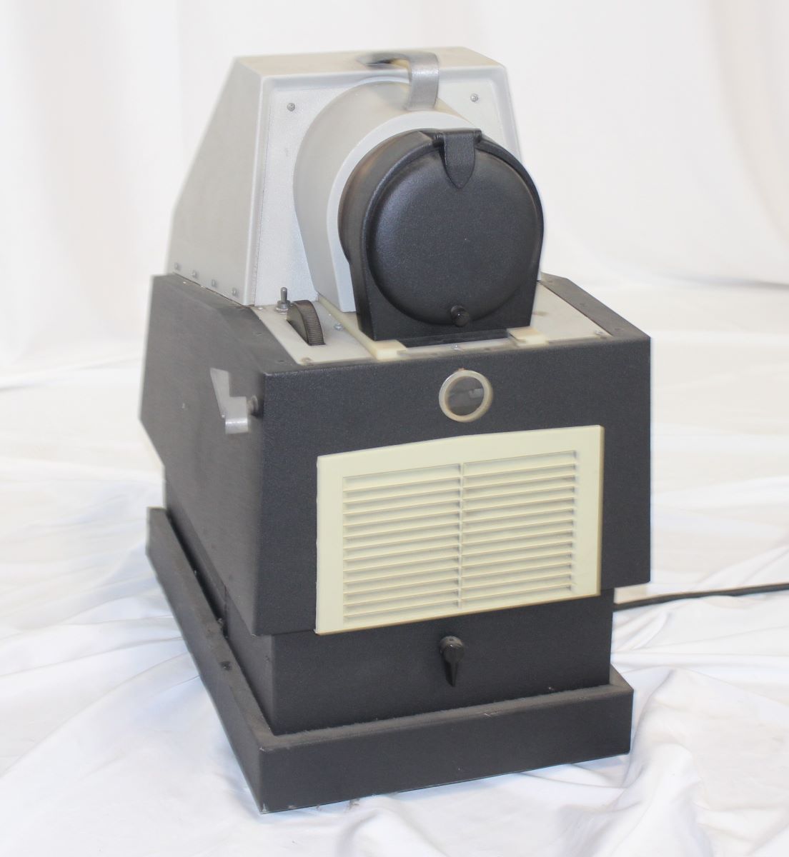 Opaque Projector-FOR SALE